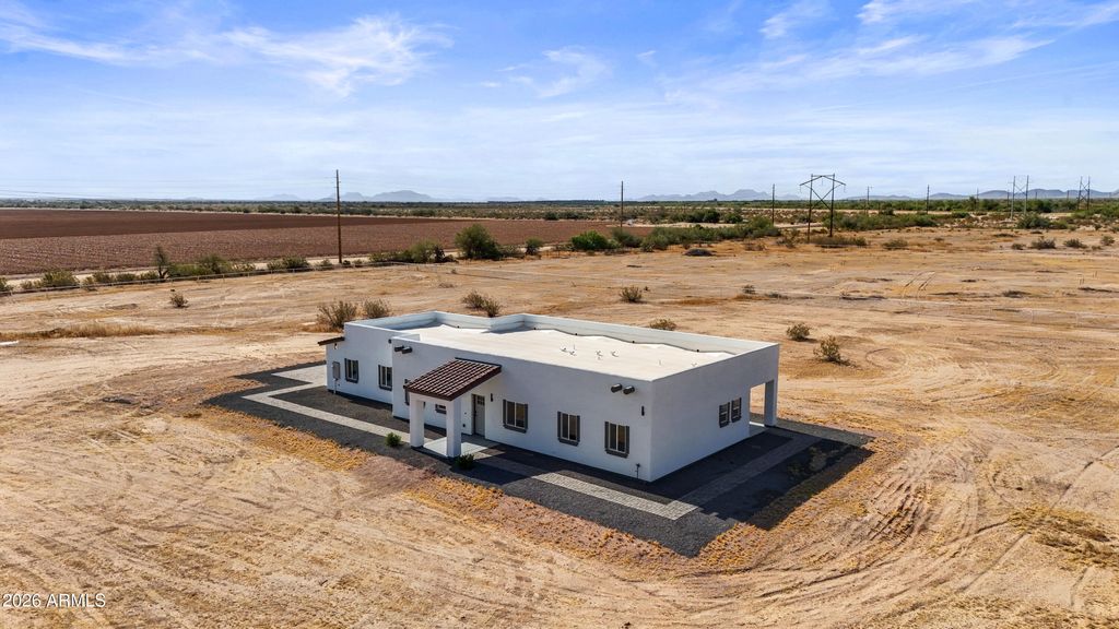 Image 24 of property listing at 40179 W ROBLES Road, Maricopa, AZ 85138