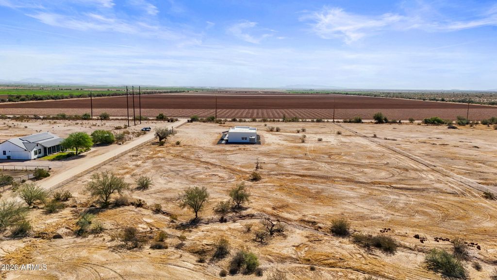 Image 30 of property listing at 40179 W ROBLES Road, Maricopa, AZ 85138