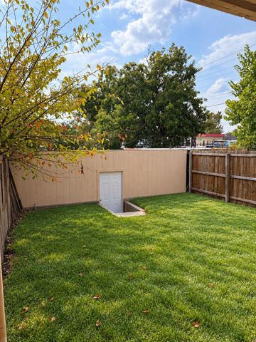 536 Valley Park Drive, Garland, TX 75043