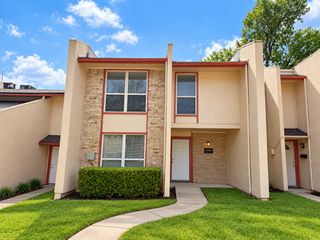 536 Valley Park Drive, Garland, TX 75043
