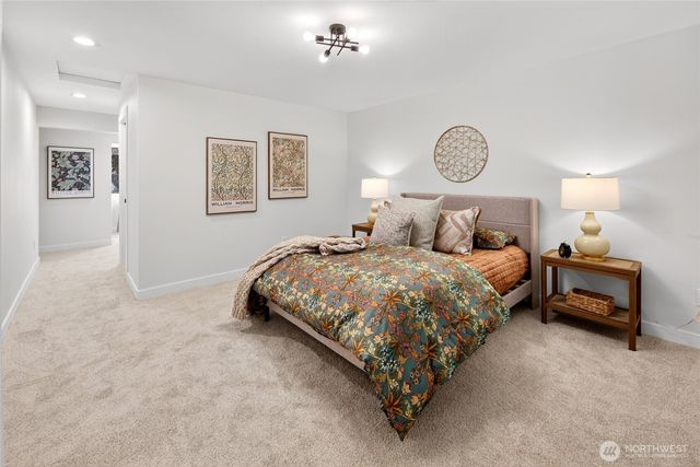 20017 Locust Way, Lynnwood, WA 98036