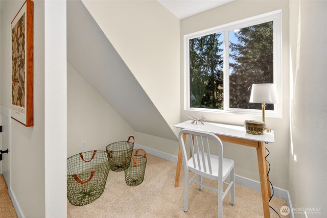 20017 Locust Way, Lynnwood, WA 98036