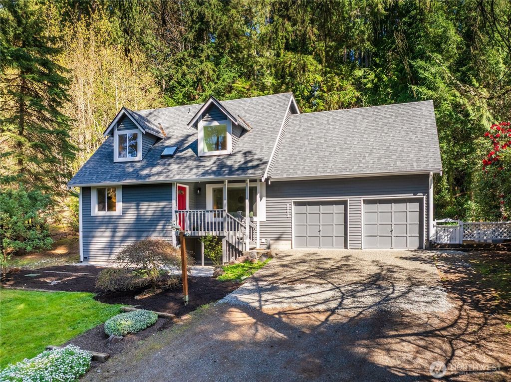 20017 Locust Way, Lynnwood, WA 98036