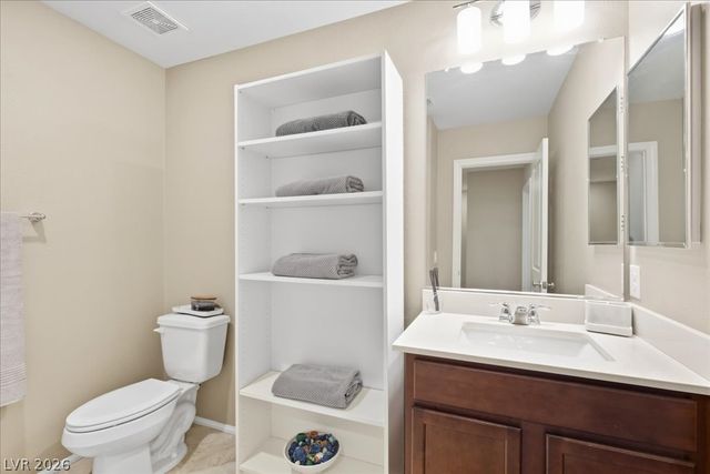 5321 Lazy Breeze Avenue, Las Vegas, NV 89118