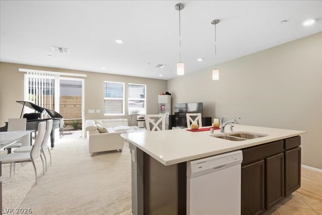 5321 Lazy Breeze Avenue, Las Vegas, NV 89118