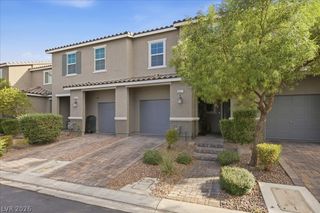 5321 Lazy Breeze Avenue, Las Vegas, NV 89118
