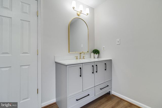 1041 KINGS CREEK DR, St Leonard, MD 20685