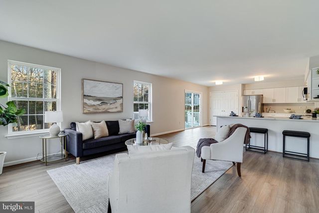 1041 KINGS CREEK DR, St Leonard, MD 20685