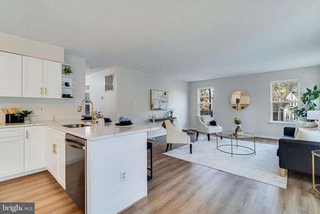 1041 KINGS CREEK DR, St Leonard, MD 20685