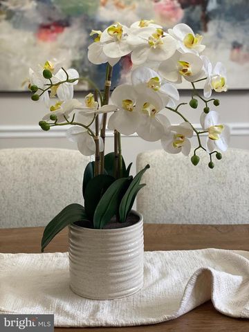 1041 KINGS CREEK DR, St Leonard, MD 20685