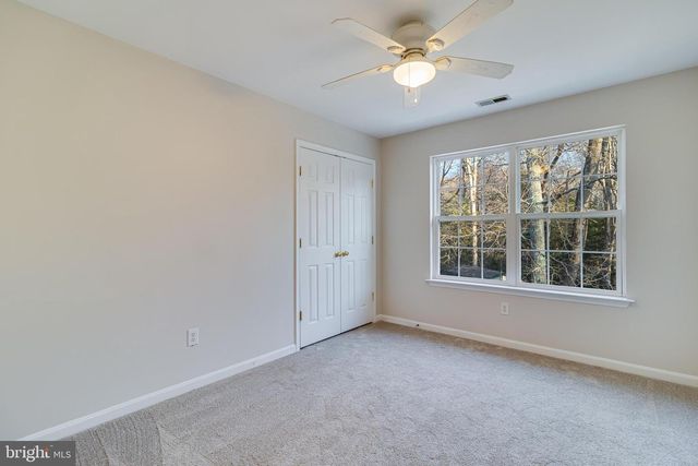 1041 KINGS CREEK DR, St Leonard, MD 20685