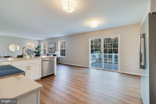 1041 KINGS CREEK DR, St Leonard, MD 20685