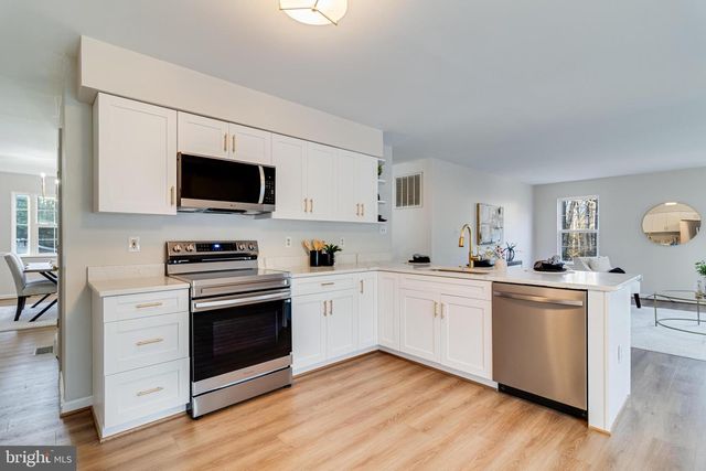 1041 KINGS CREEK DR, St Leonard, MD 20685