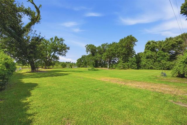 1302 Strait Drive, Sulphur, LA 70665