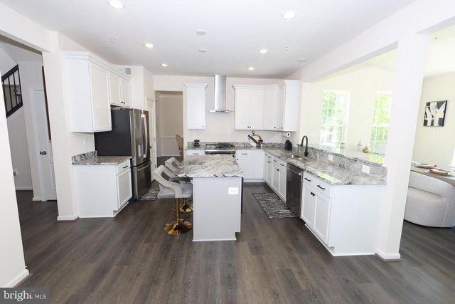 313 BUCCOO REEF LOOP, Accokeek, MD 20607