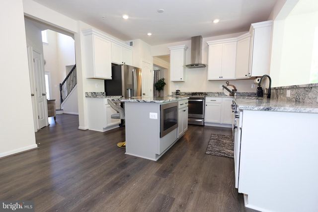 313 BUCCOO REEF LOOP, Accokeek, MD 20607