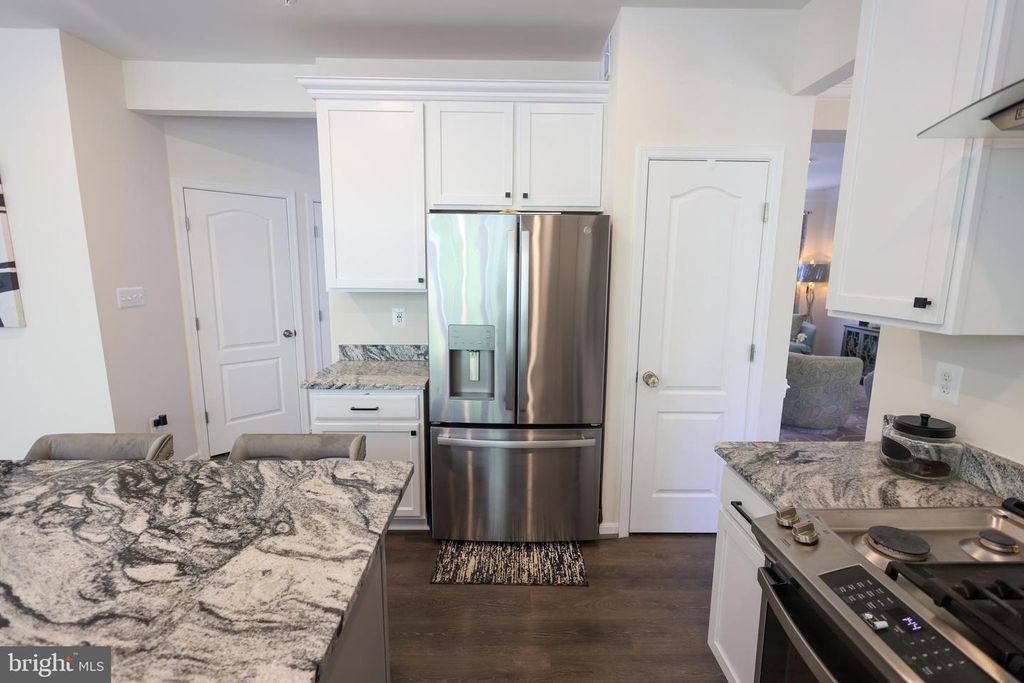 Image 10 of property listing at 313 BUCCOO REEF LOOP, Accokeek, MD 20607