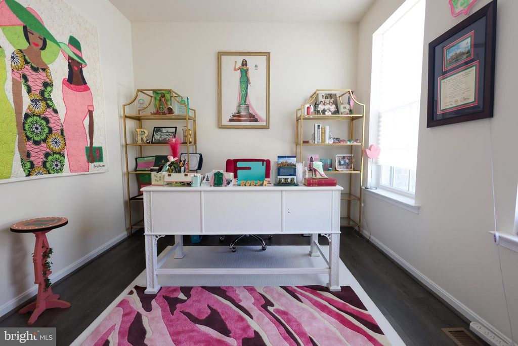 Image 23 of property listing at 313 BUCCOO REEF LOOP, Accokeek, MD 20607