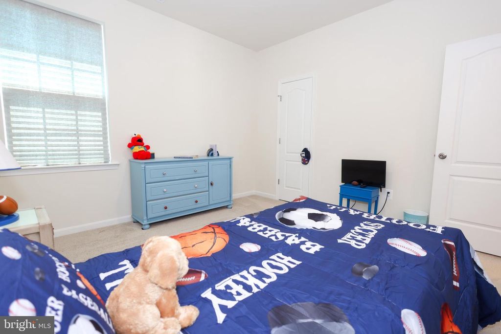 Image 30 of property listing at 313 BUCCOO REEF LOOP, Accokeek, MD 20607