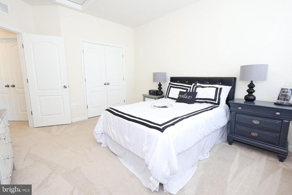 Image 32 of property listing at 313 BUCCOO REEF LOOP, Accokeek, MD 20607