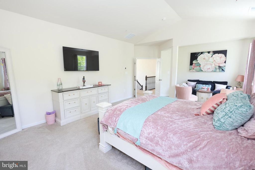 Image 35 of property listing at 313 BUCCOO REEF LOOP, Accokeek, MD 20607