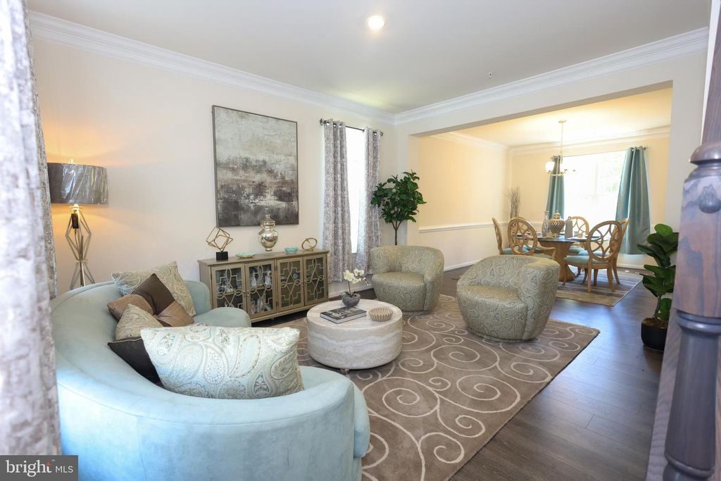 Image 4 of property listing at 313 BUCCOO REEF LOOP, Accokeek, MD 20607