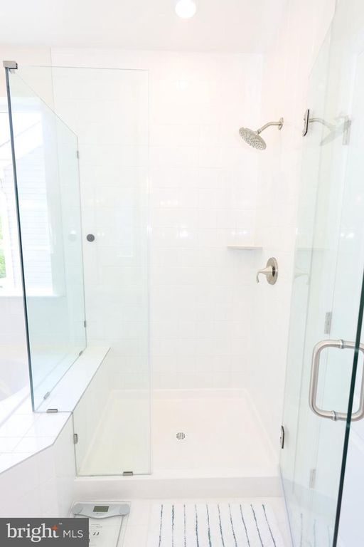 Image 40 of property listing at 313 BUCCOO REEF LOOP, Accokeek, MD 20607