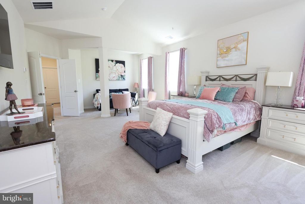 Image 41 of property listing at 313 BUCCOO REEF LOOP, Accokeek, MD 20607