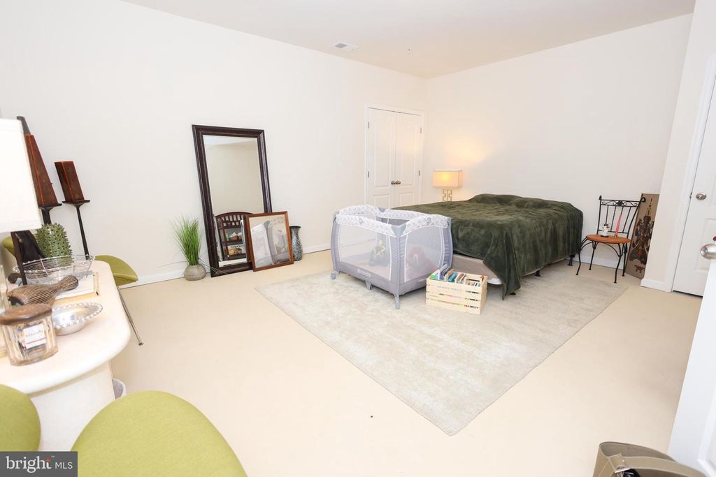 Image 43 of property listing at 313 BUCCOO REEF LOOP, Accokeek, MD 20607