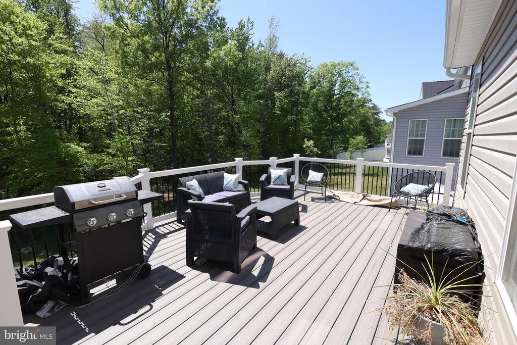 Image 50 of property listing at 313 BUCCOO REEF LOOP, Accokeek, MD 20607