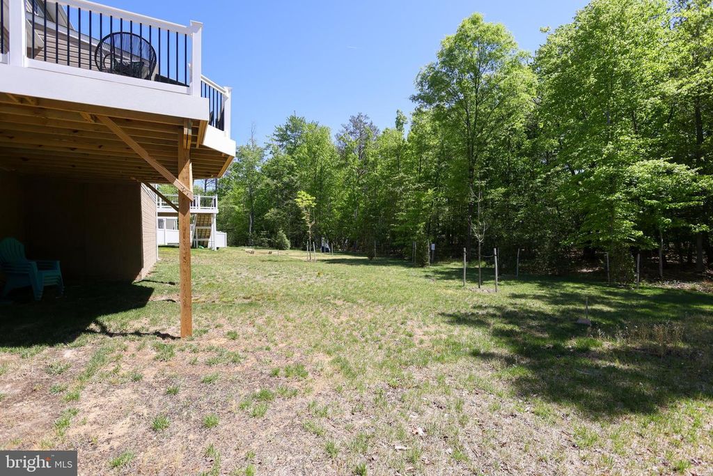 Image 52 of property listing at 313 BUCCOO REEF LOOP, Accokeek, MD 20607