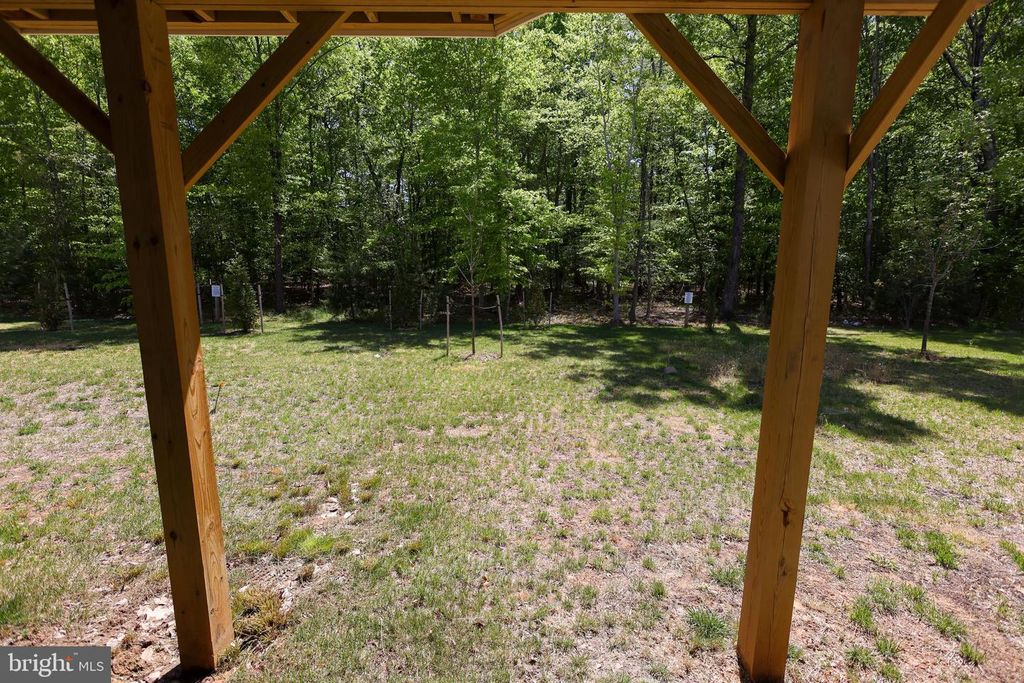 Image 53 of property listing at 313 BUCCOO REEF LOOP, Accokeek, MD 20607