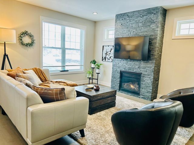 15598 Duck Trail Lane, Apple Valley, MN 55124