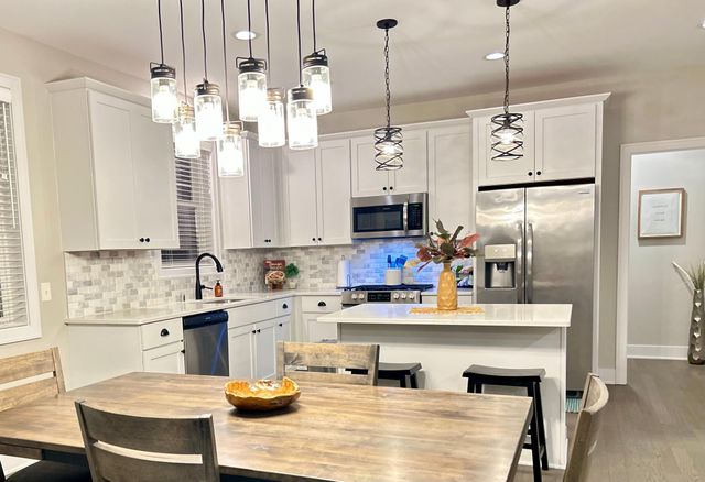 15598 Duck Trail Lane, Apple Valley, MN 55124