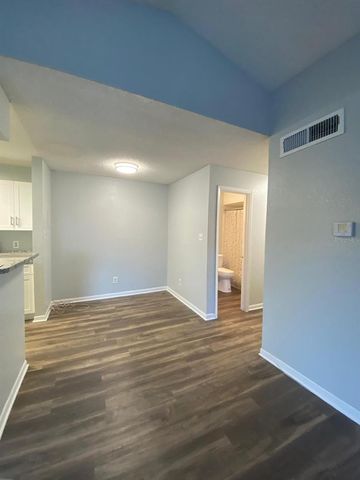 4400 THORNBRIAR LANE 205, Orlando, FL 32822
