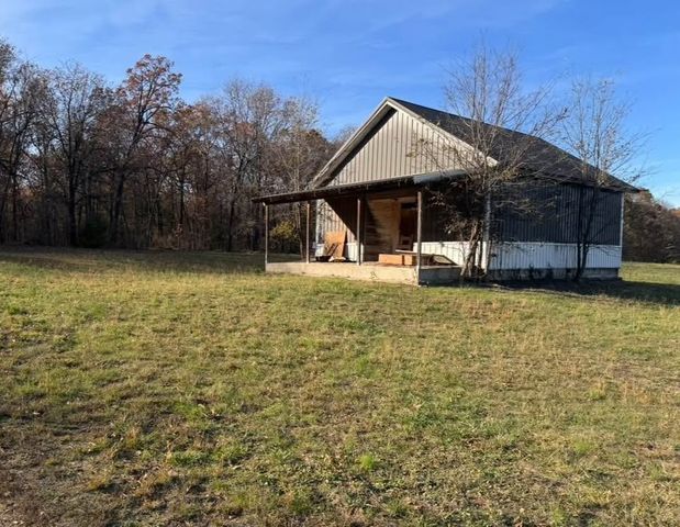 10916 Jaybird Road, Gravette, AR 72736
