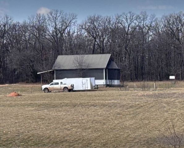 10916 Jaybird Road, Gravette, AR 72736