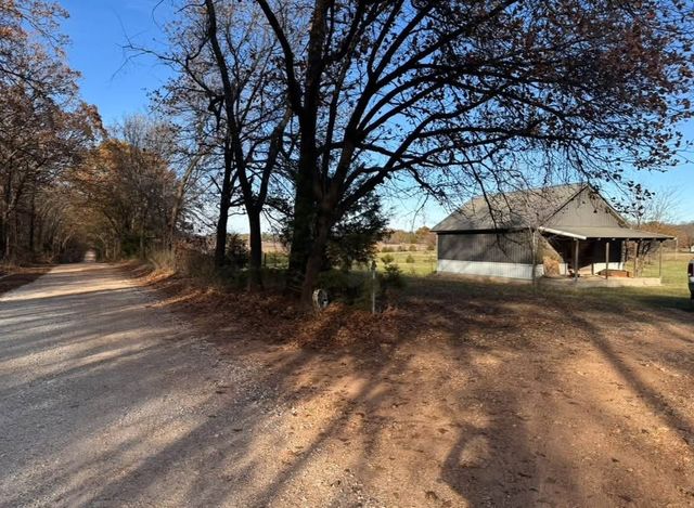 10916 Jaybird Road, Gravette, AR 72736