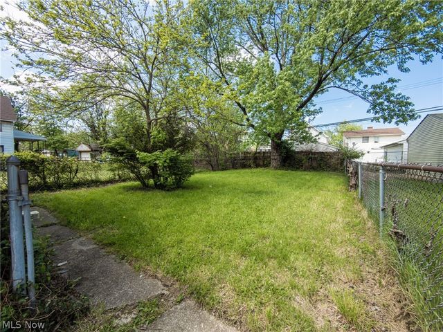 11825 Avon Avenue, Cleveland, OH 44105