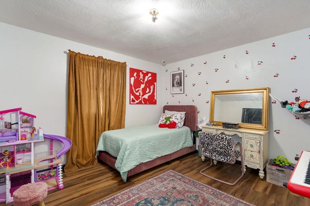 4010 W Dahlia Drive, Battlefield, MO 65619