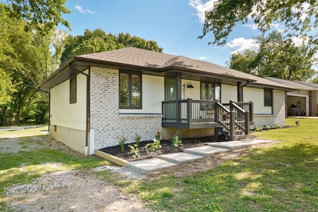 4010 W Dahlia Drive, Battlefield, MO 65619