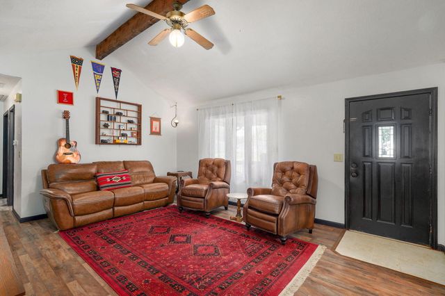 4010 W Dahlia Drive, Battlefield, MO 65619