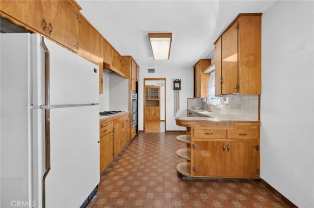 9470-9472 Foster, Bellflower, CA 90706
