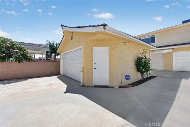 9470-9472 Foster, Bellflower, CA 90706