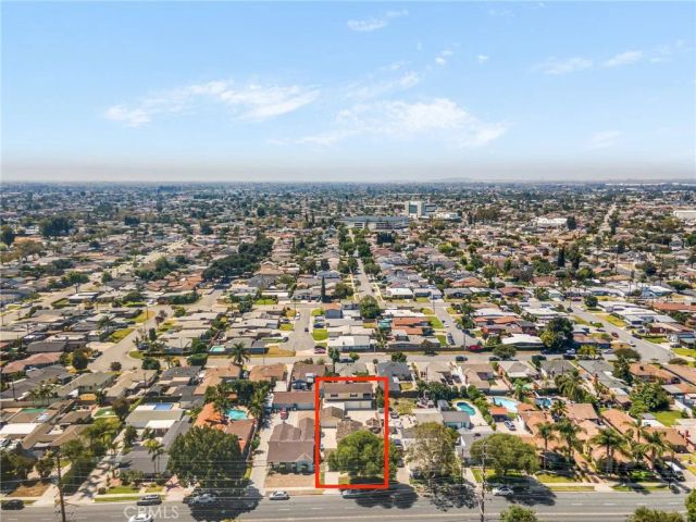 9470-9472 Foster, Bellflower, CA 90706