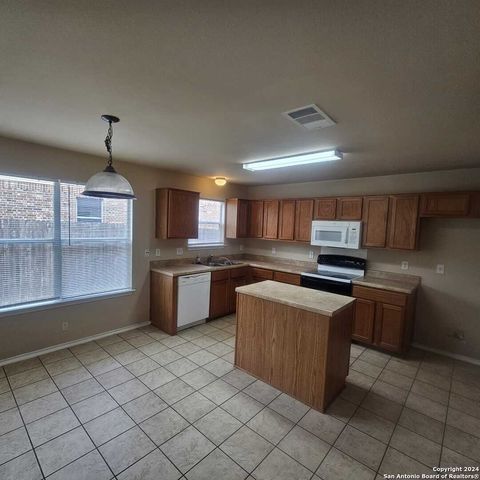 4007 Dunn Oak Dr, San Antonio, TX 78223
