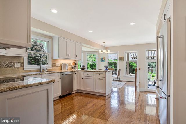 980 S RIVER LANDING RD, Edgewater, MD 21037