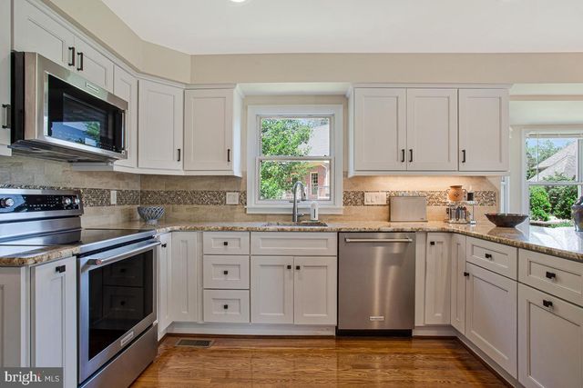 980 S RIVER LANDING RD, Edgewater, MD 21037