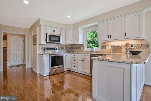 980 S RIVER LANDING RD, Edgewater, MD 21037