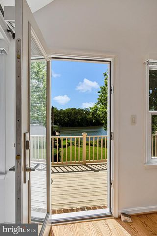 980 S RIVER LANDING RD, Edgewater, MD 21037